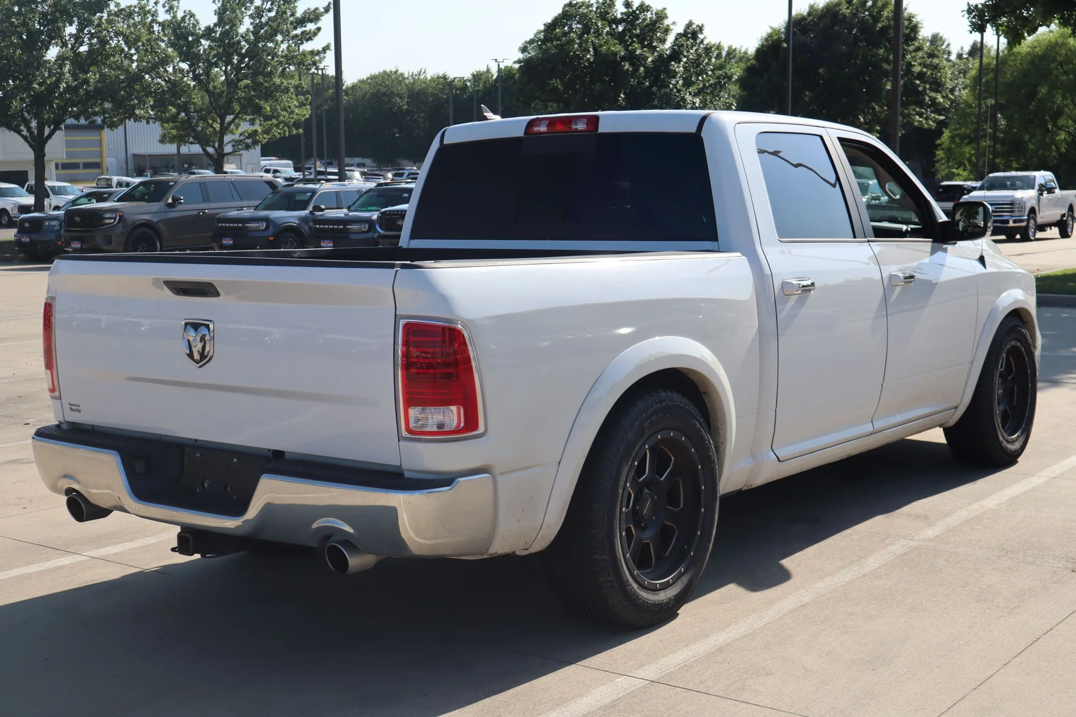 Used 2017 White Ram Laramie image 3
