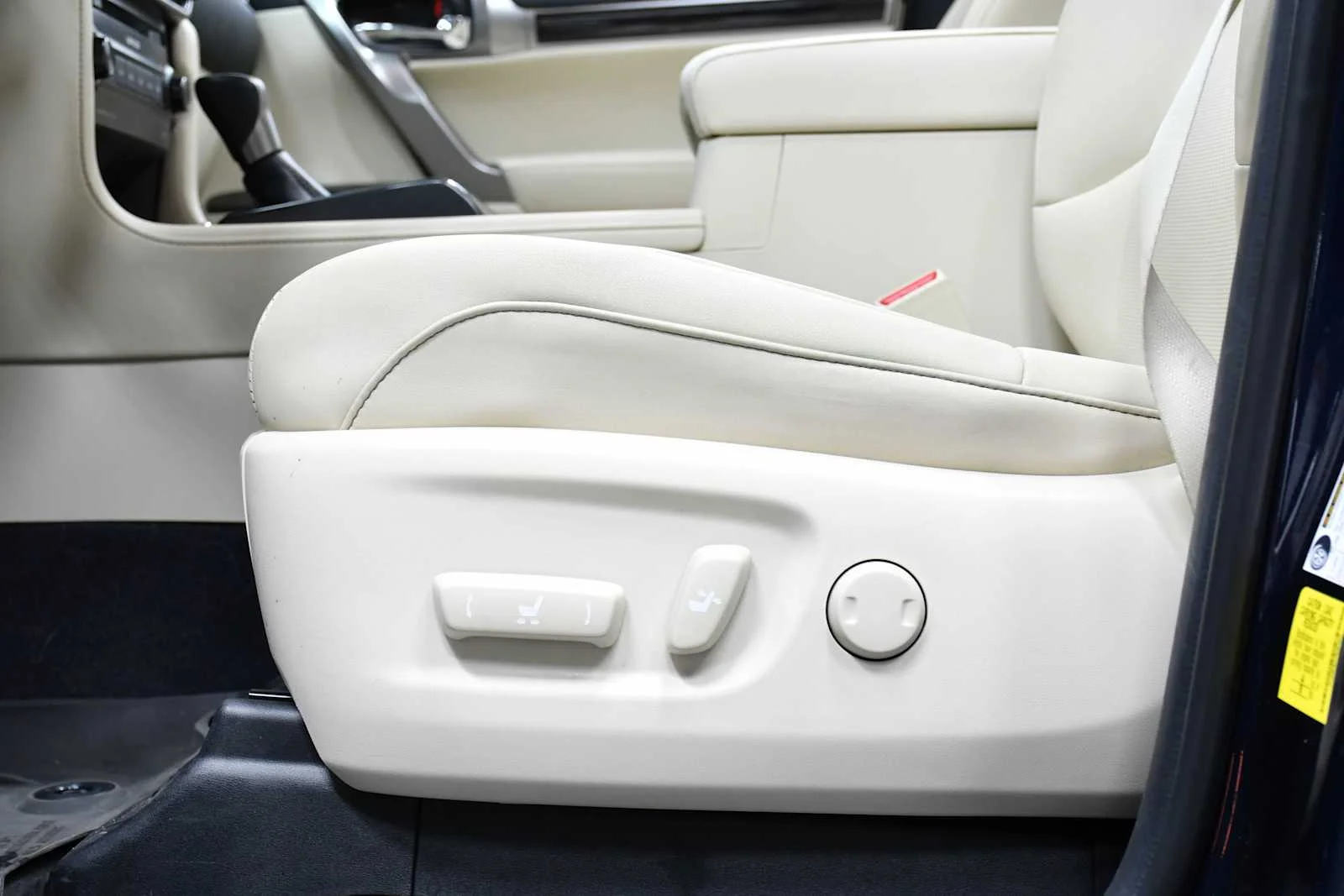 Certified Used 2023 NIGHTFALL MICA Lexus Premium image 13