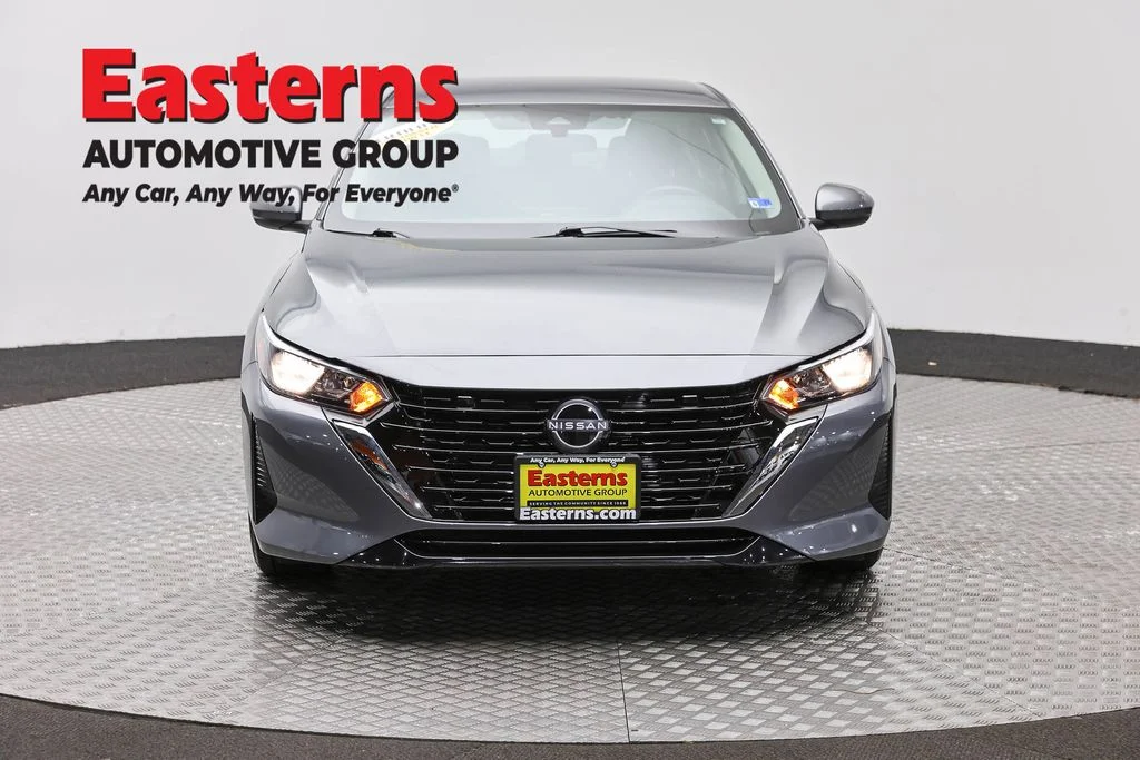 Used 2024 Gray Nissan S image 2