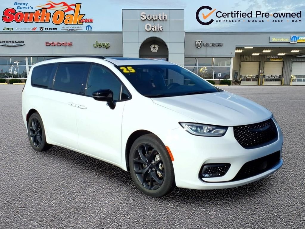 2025 Chrysler Pacifica