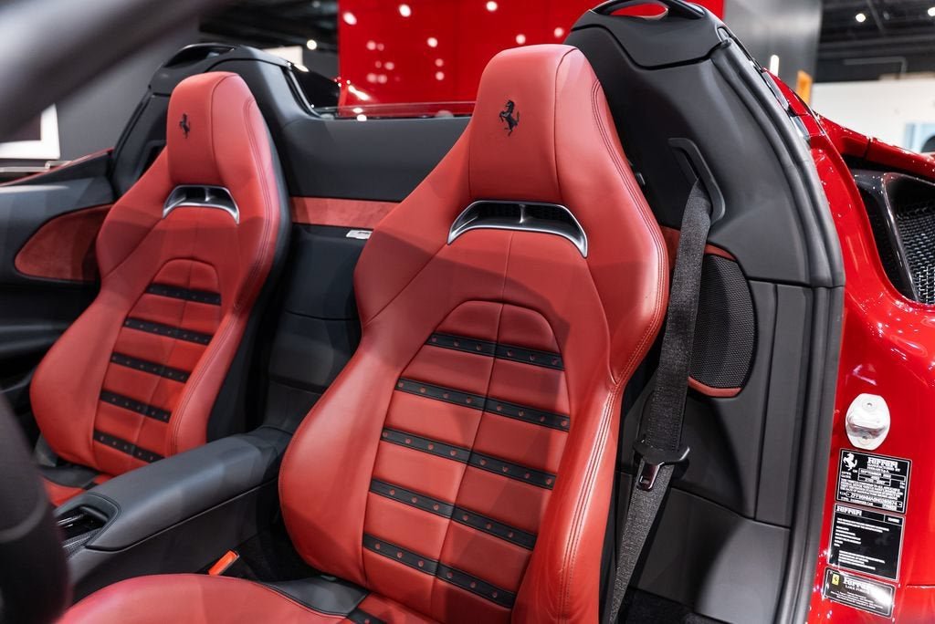 Certified Used 2022 Rosso Mugello Ferrari Base image 4