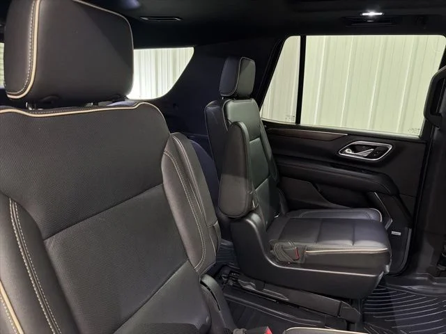 Used 2021 Summit White Chevrolet Premier image 18