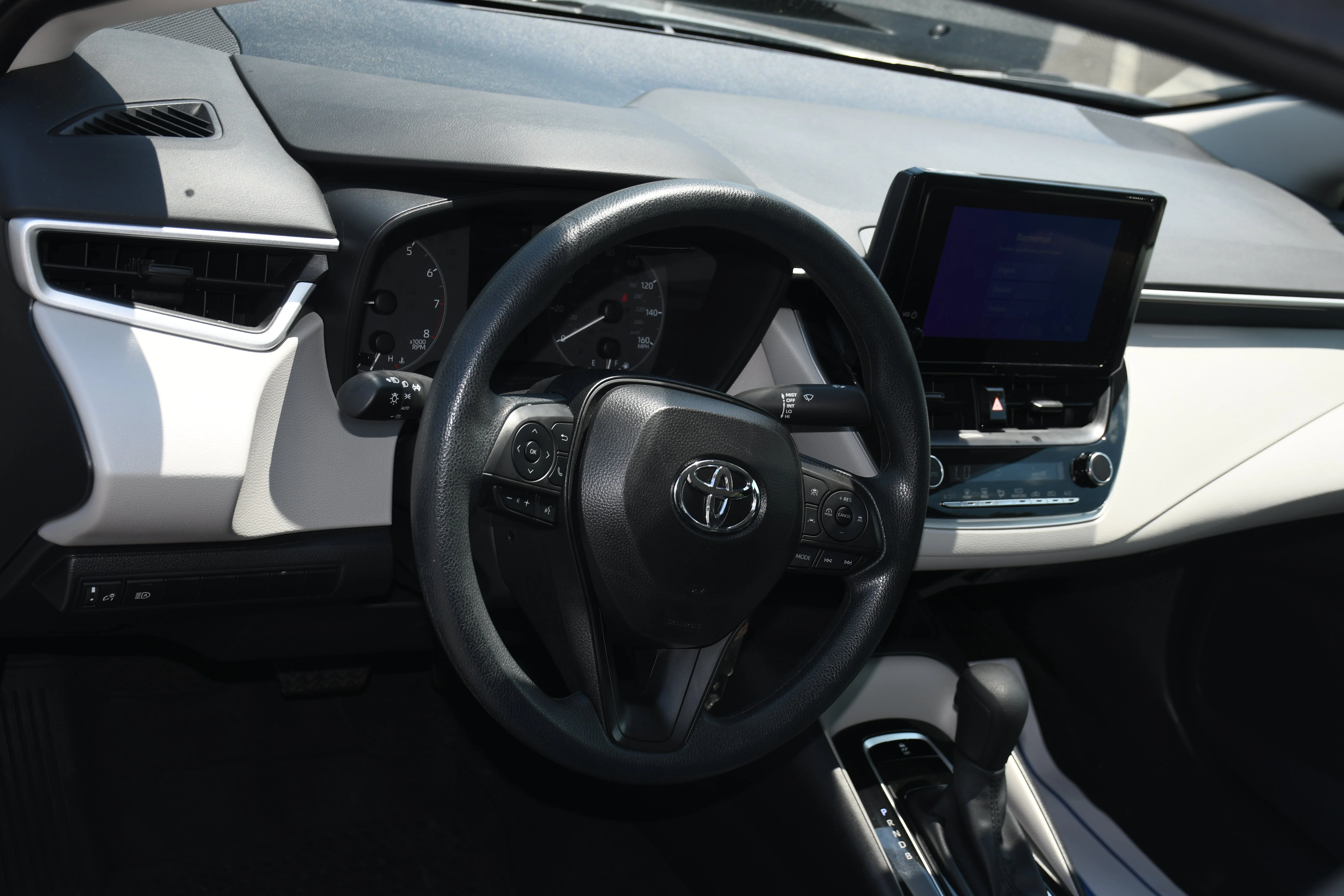 Used 2025 Silver Toyota LE image 8