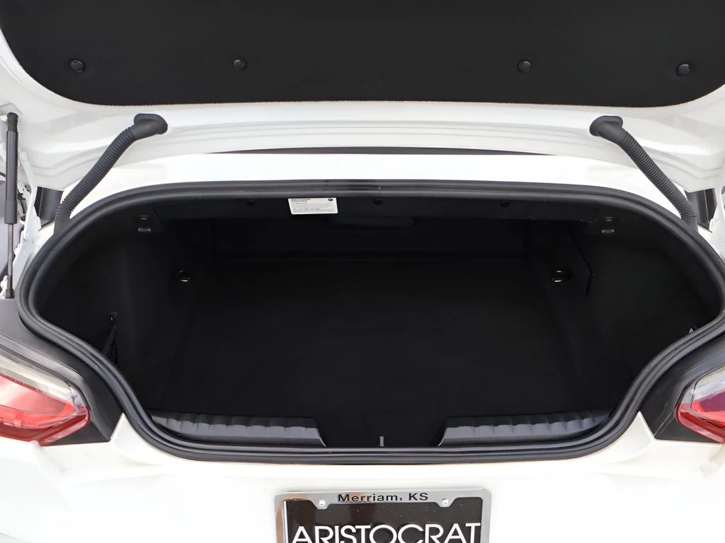 Used 2019 Alpine White BMW sDrive30i image 18