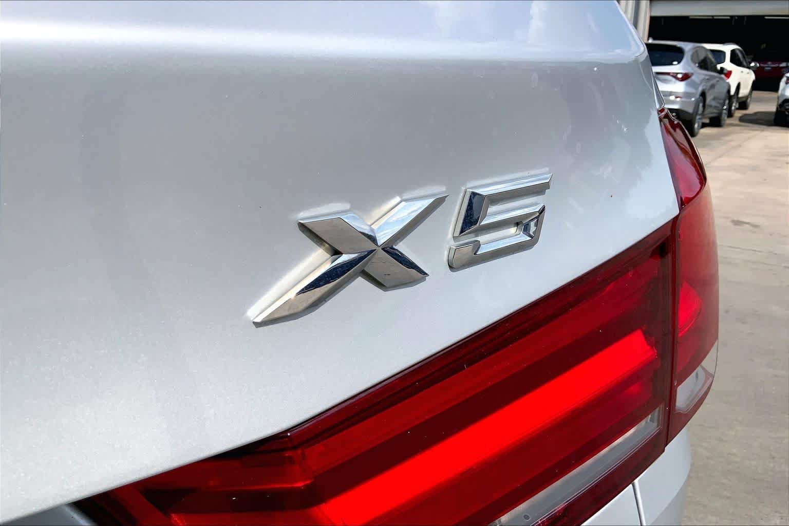 Used 2018 Glacier Silver Metallic BMW sDrive35i image 10