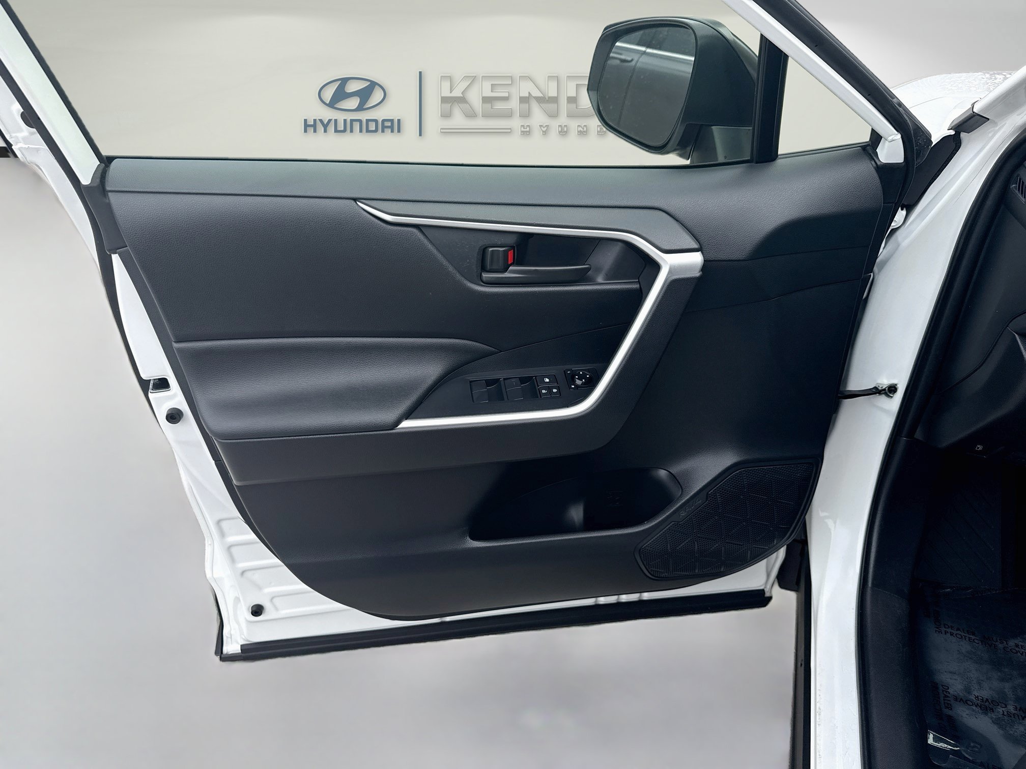 Used 2024 Ice Toyota Hybrid LE image 17