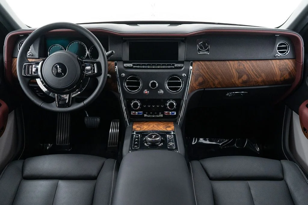 Certified Used 2023 Bohemian Red Rolls-Royce  image 33