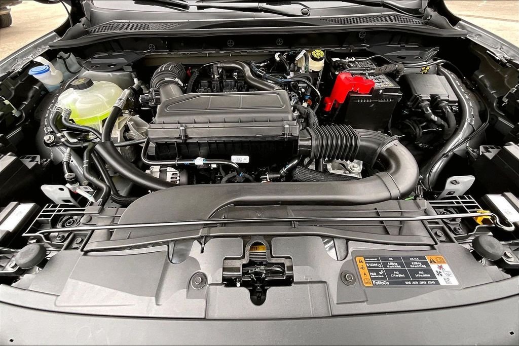 New 2026 Carbonized Gray Metallic Ford Active image 9