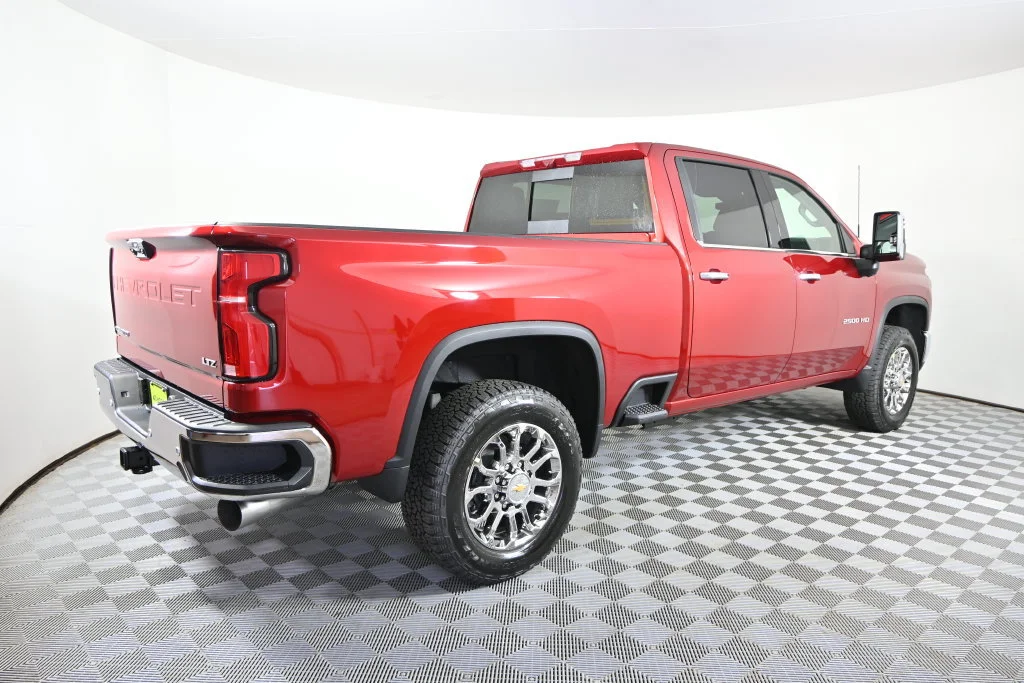 2026 Chevrolet Silverado 2500 HD LTZ - Photo 7