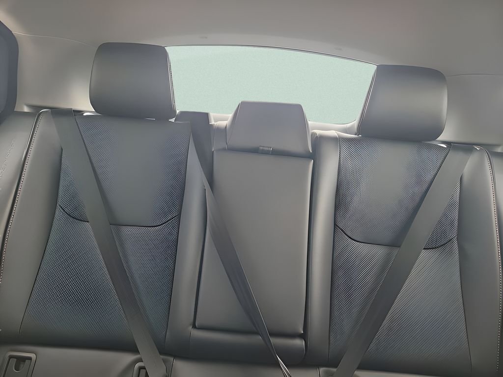 2026 Toyota Prius Plug-in Hybrid XSE - Photo 13