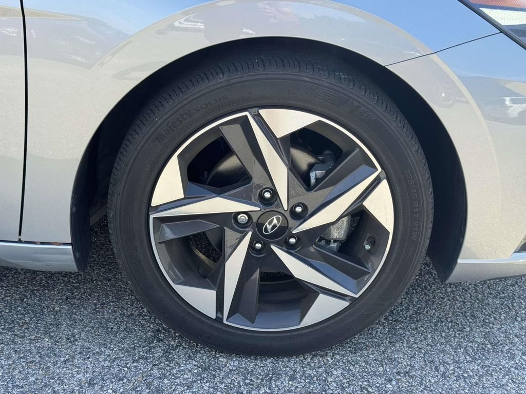 Used 2023 Silver Hyundai Limited image 27