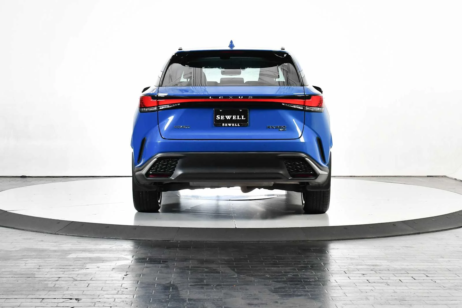 Used 2024 Grecian Water Lexus F SPORT Handling image 4