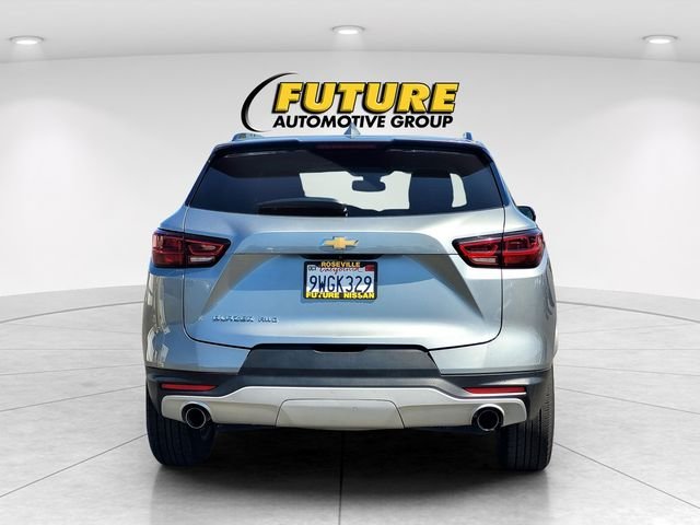 Used 2023 Gray Chevrolet LT image 5