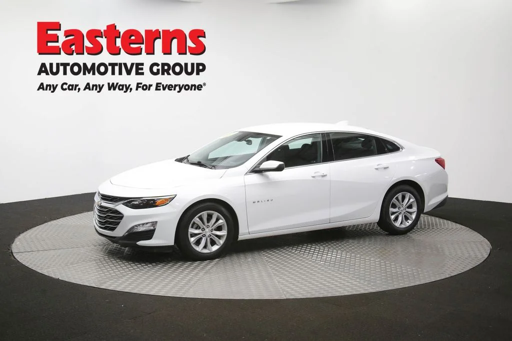 Used 2025 White Chevrolet LT image 58
