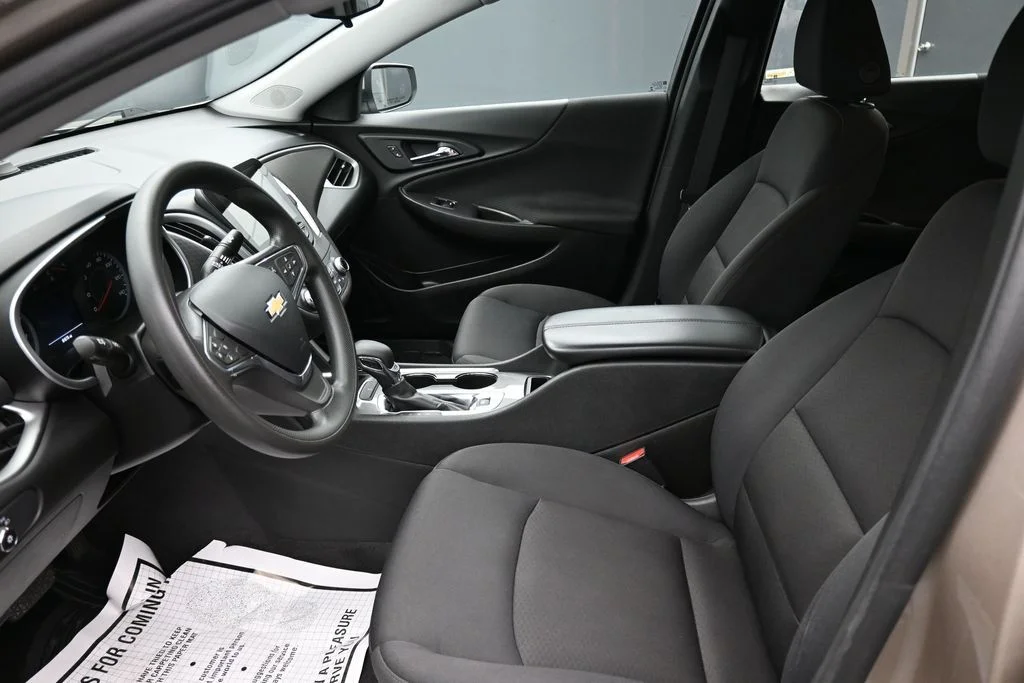 Used 2022 Gray Chevrolet LT image 11
