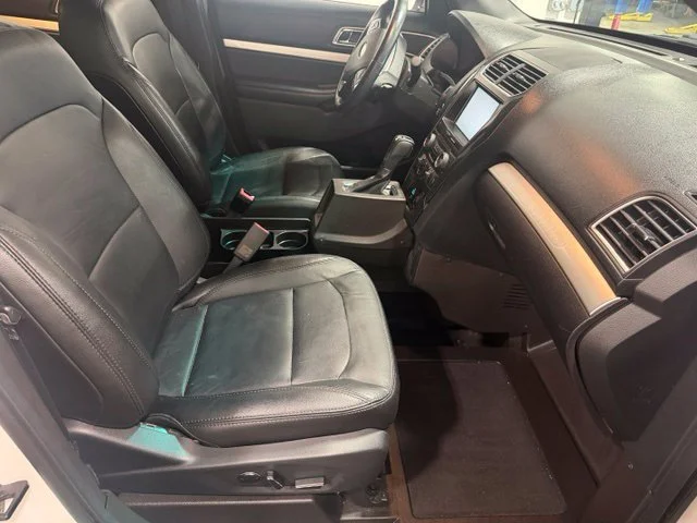 Used 2016 White Ford XLT image 30