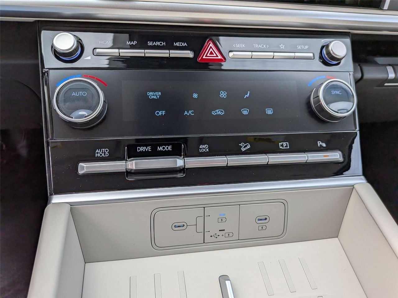 New 2026 Serenity White Hyundai SE image 20
