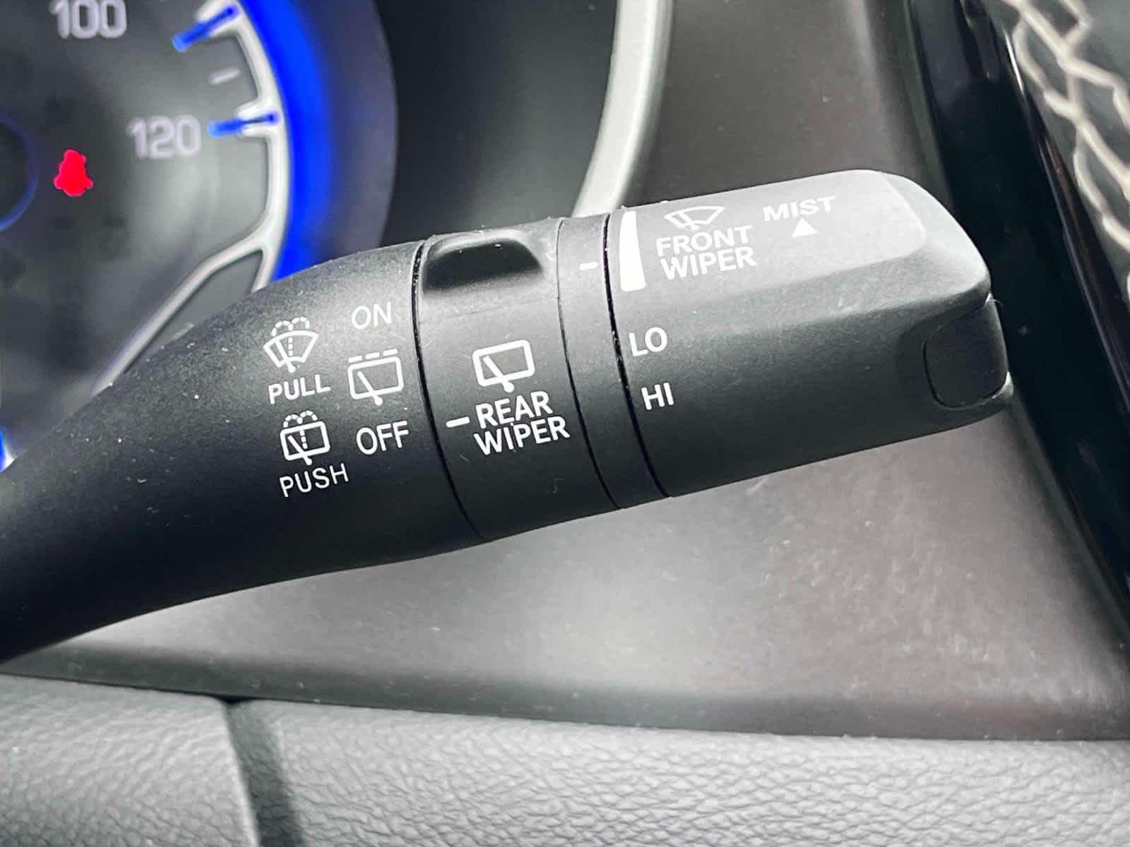 Used 2023 Blk/black Chrysler Touring L image 38