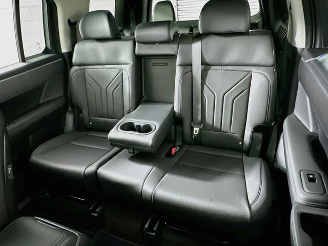 New 2027 Hyundai SANTA FE SEL