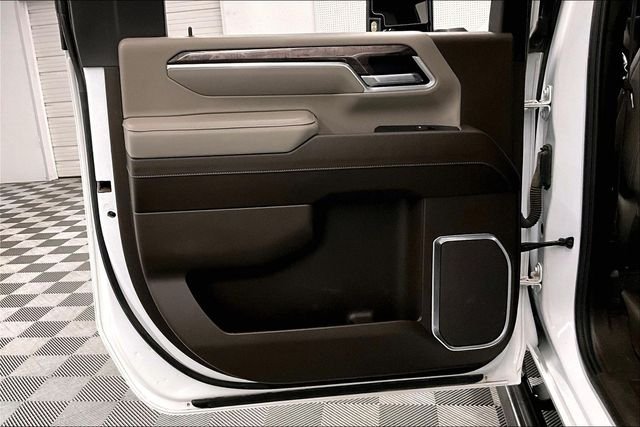 2025 Chevrolet Silverado 3500HD LTZ - Photo 22