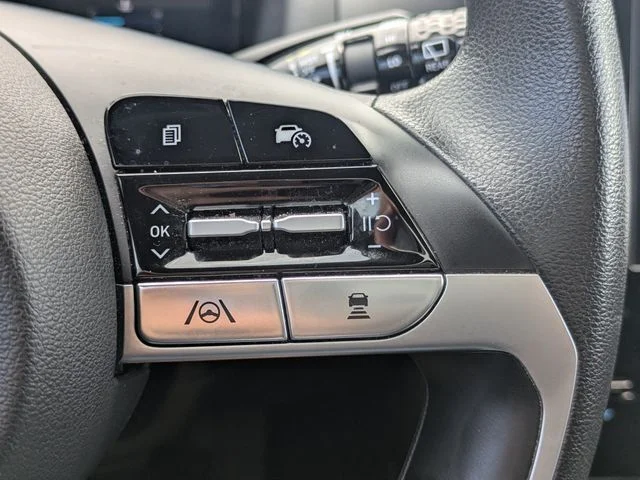 Certified Used 2024 White Pearl Hyundai SEL image 24