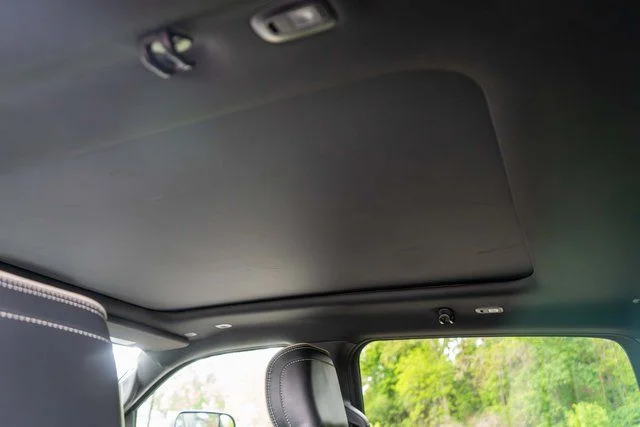 Used 2022 Black Ram Laramie image 12