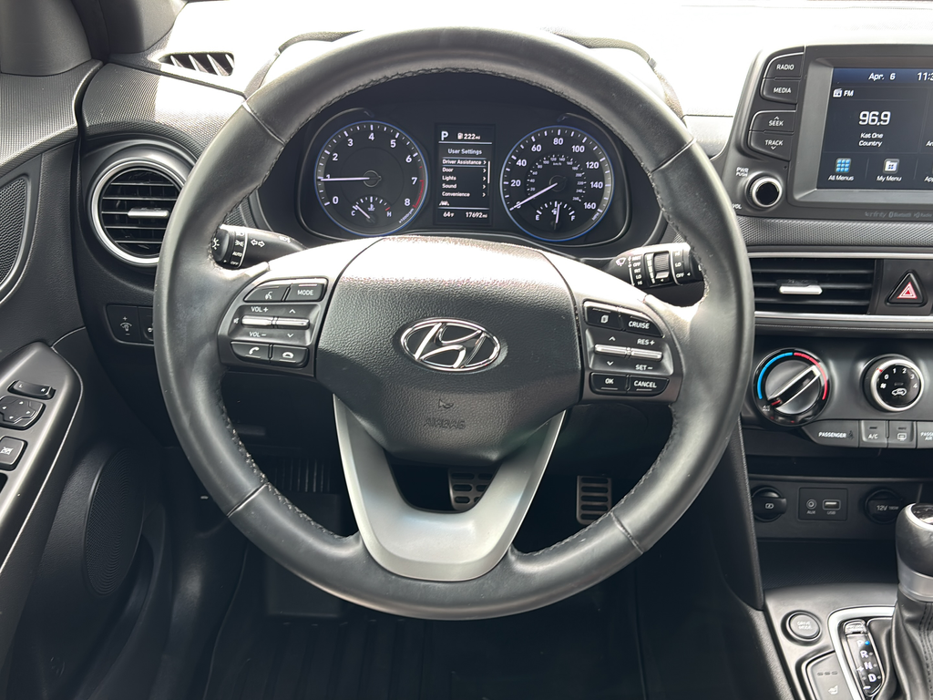 Used 2021 Chalk White Hyundai NIGHT image 25