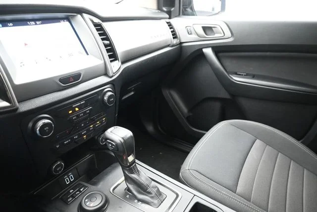 Used 2019 Blue Ford XLT image 26
