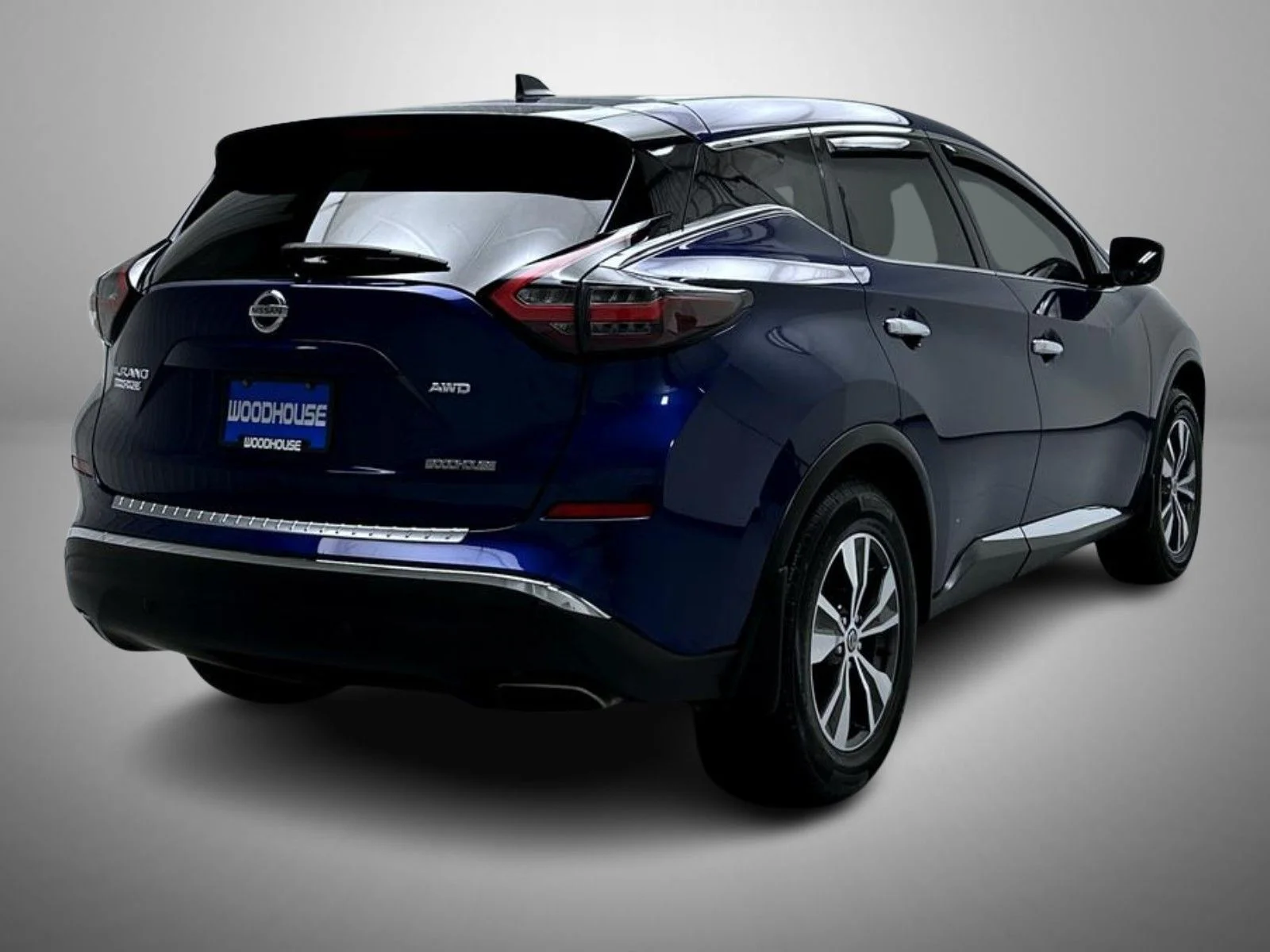 Used 2022 Blue Nissan S image 5