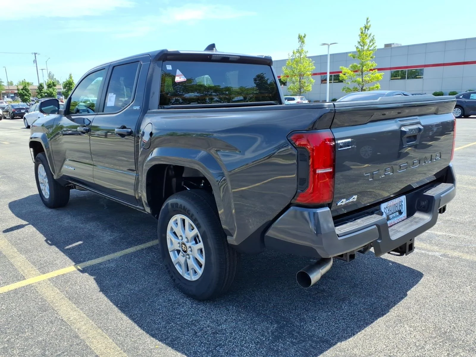New 2026 Underground (1l7) Toyota SR5 DBLCAB 4WD image 5