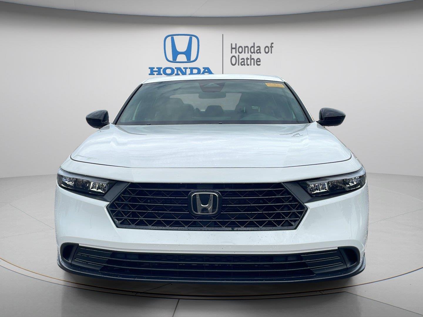 Certified Used 2024 Platinum White Pearl Honda HYBRID SPORT image 8