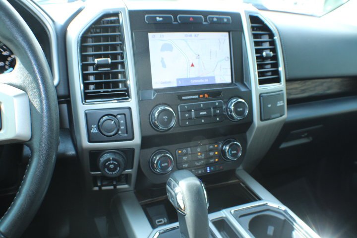 Used 2020 OXFORD WHITE Ford LARIAT image 10