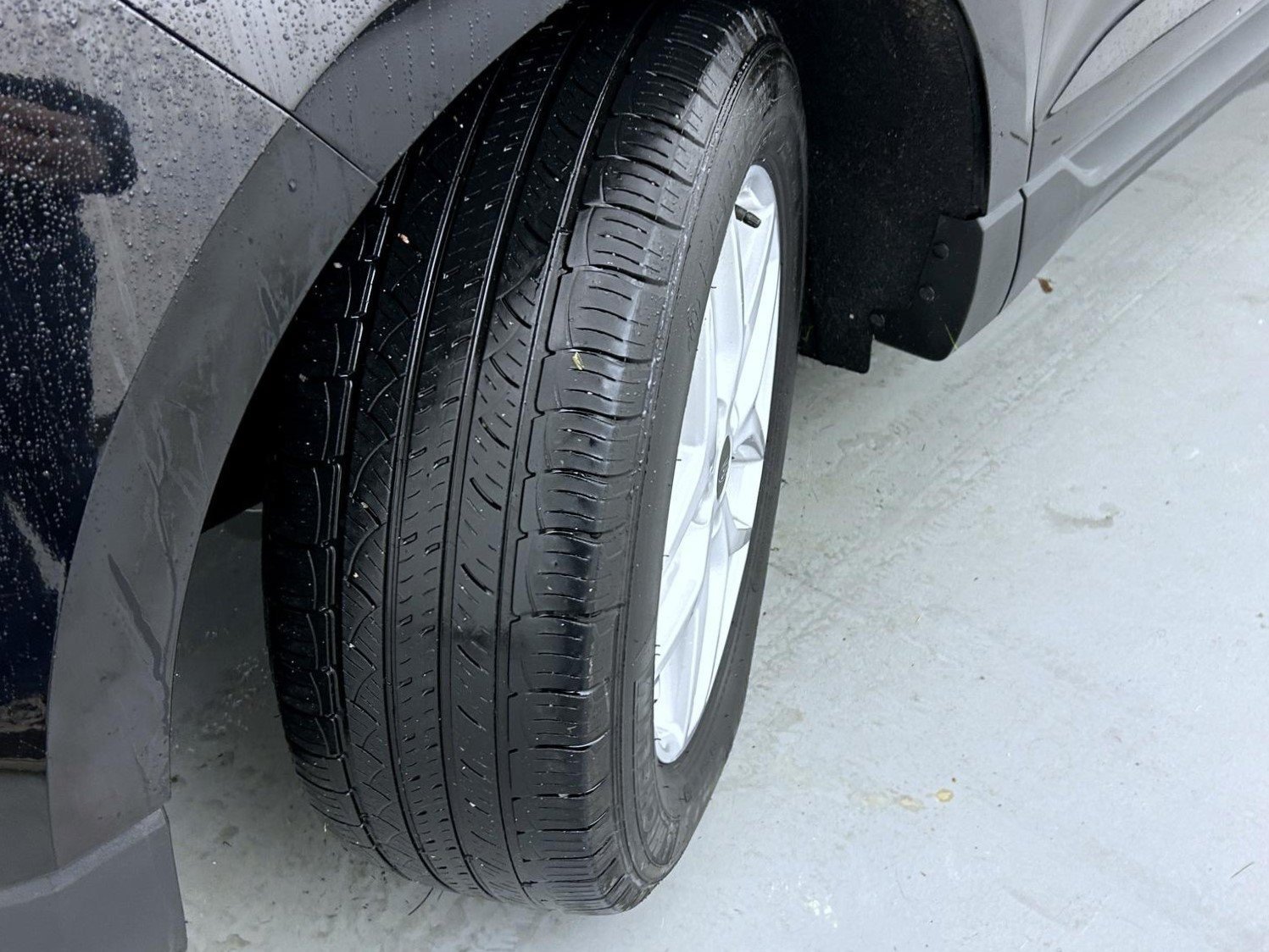 Used 2024 Black Ford SEL image 24