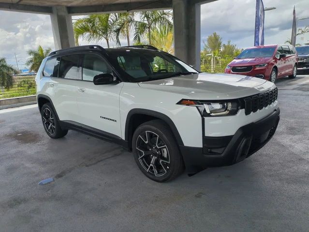 2026 Jeep Cherokee Overland