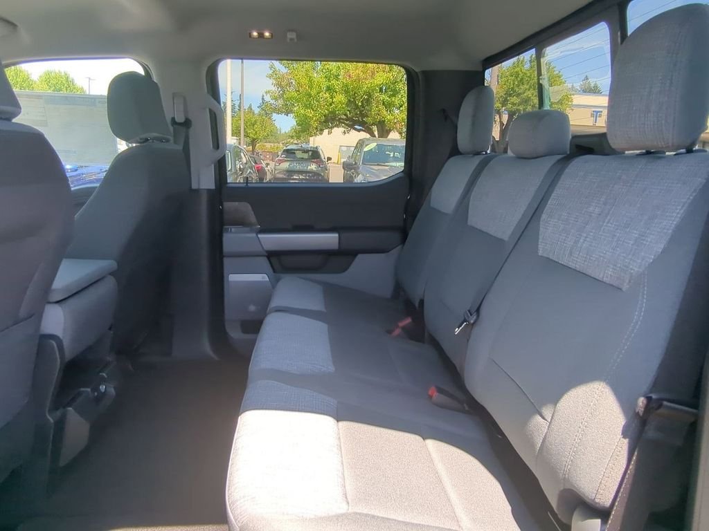 2025 Ford F-350 Super Duty XLT - Photo 57