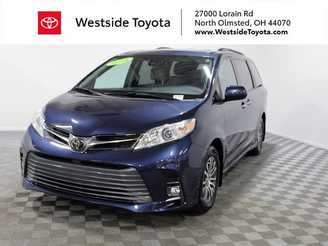 2018 Toyota Sienna XLE