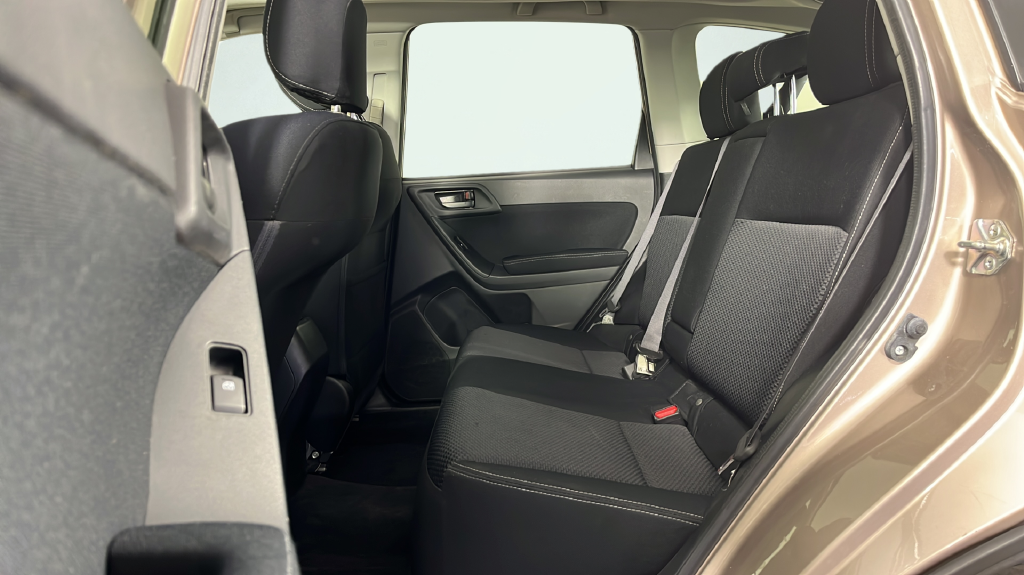 2015 Subaru Forester i Premium - Photo 16