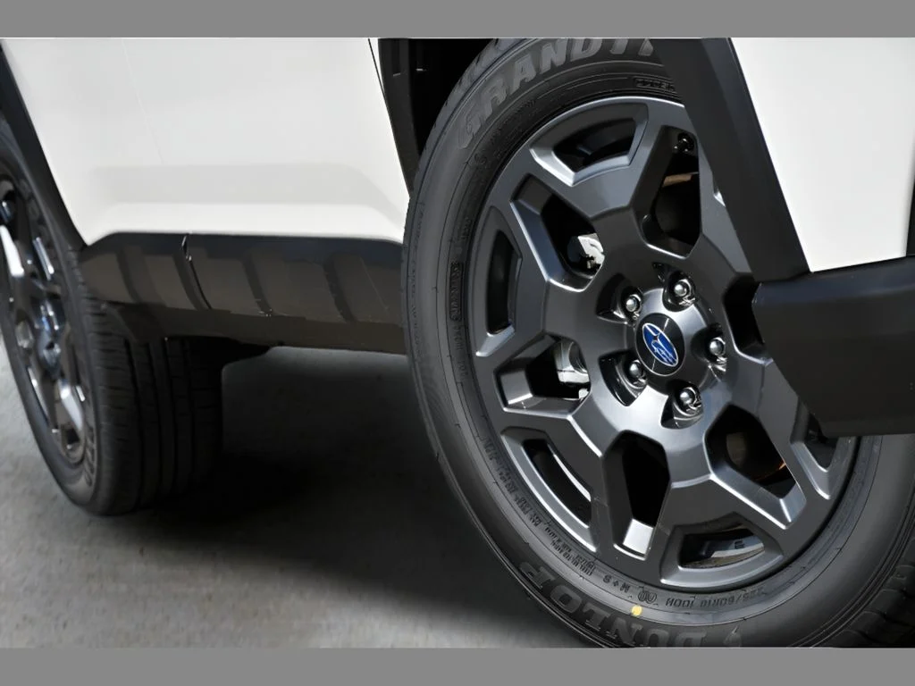 New 2026 CRYSTAL WHITE PEARL Subaru Premium image 11