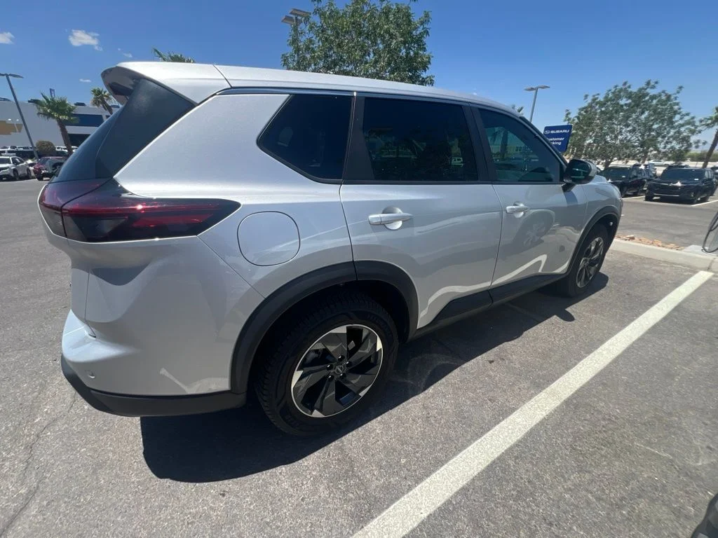 Used 2024 Silver Nissan SV image 8