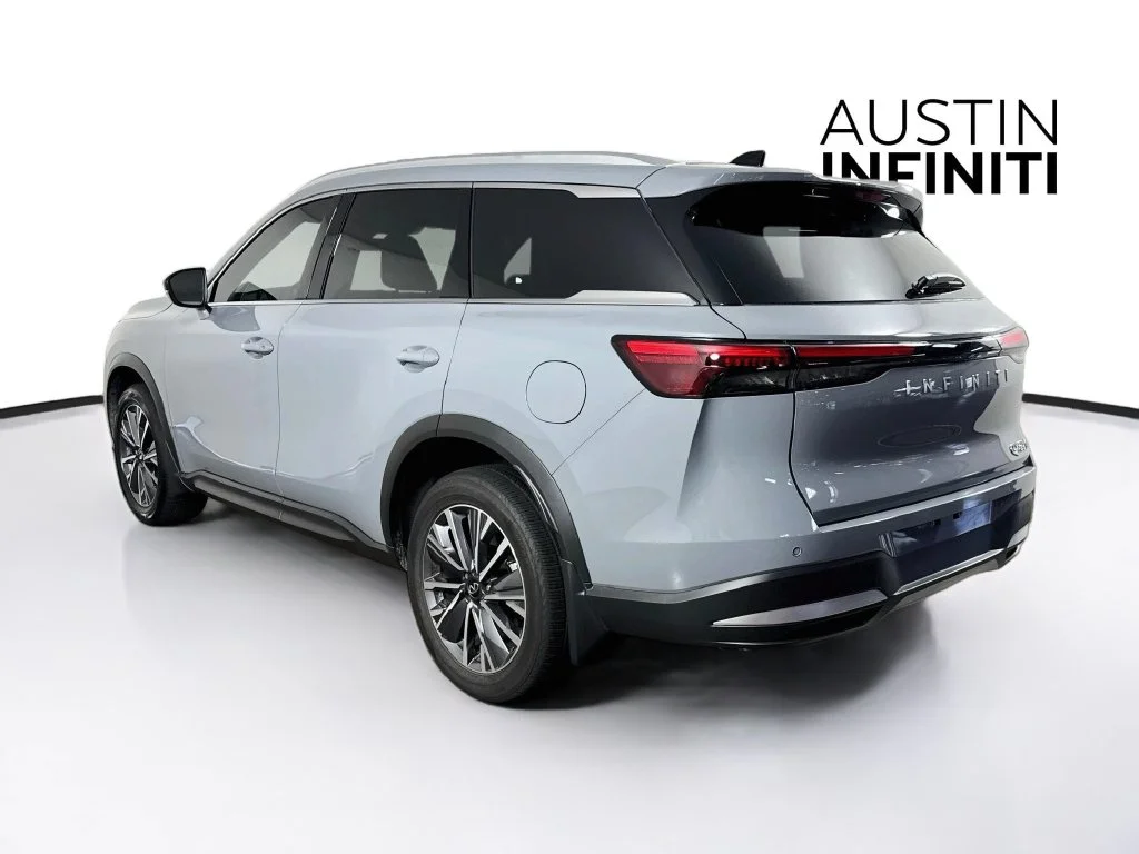 Certified Used 2027 Gray INFINITI LUXE image 7