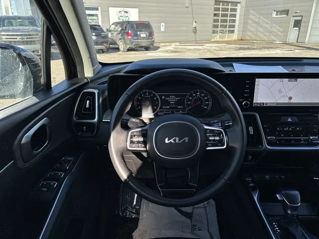 2023 Kia Sorento X-Line S - Photo 13