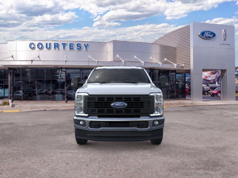 New 2026 Oxford White Ford F-350® XL image 6