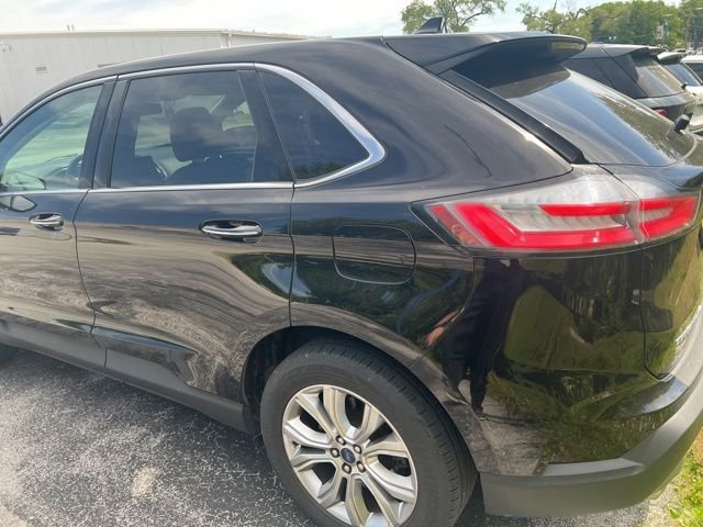 Used 2022 Black Ford Titanium image 11