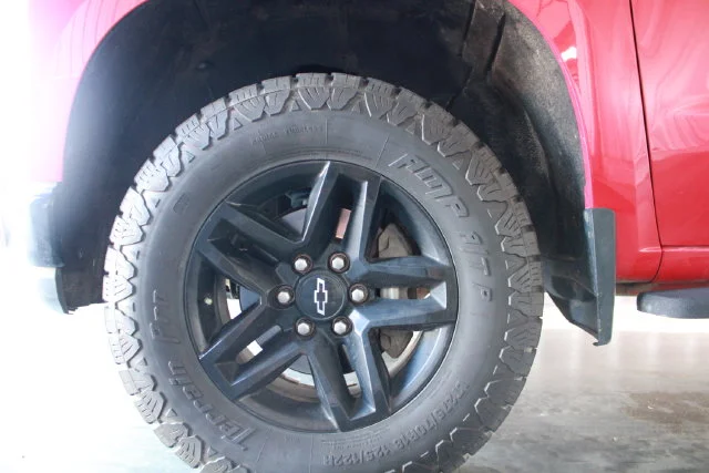 Used 2022 Red Chevrolet LT Trail Boss image 7