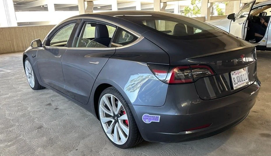 Used 2019 Gray Tesla Performance image 3