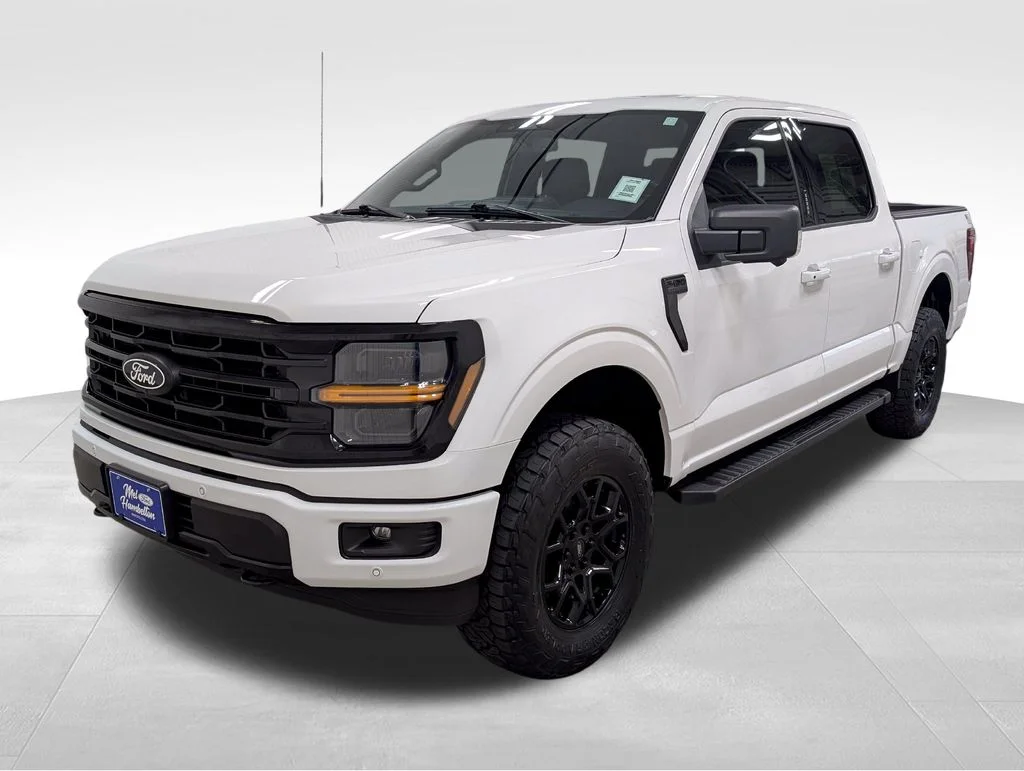 Used 2024 Oxford White Ford XLT image 20