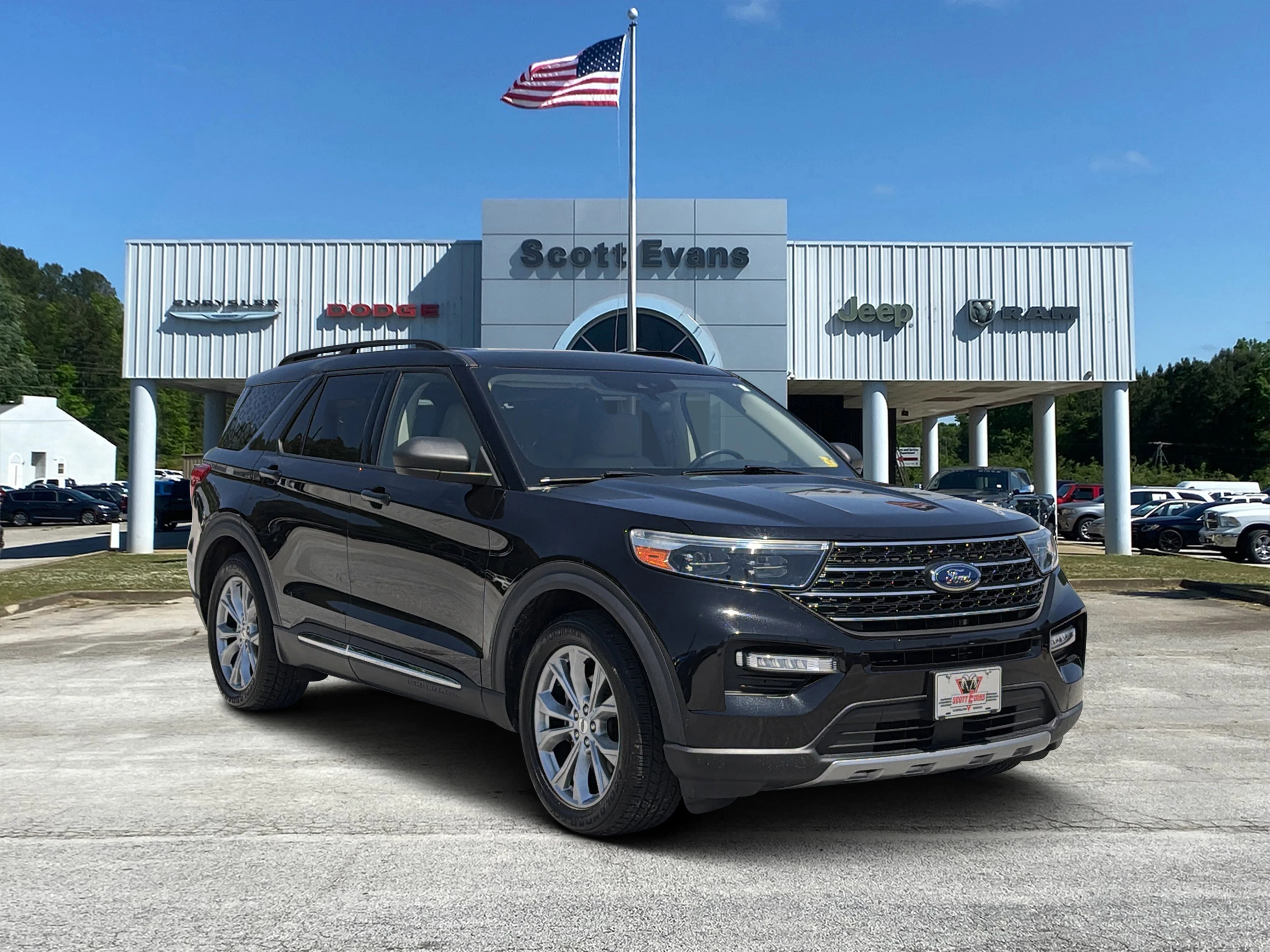 2020 Ford Explorer XLT RWD's photo