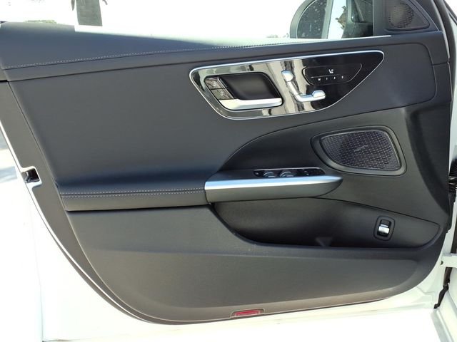 New 2026 White Mercedes-Benz C 300 image 12