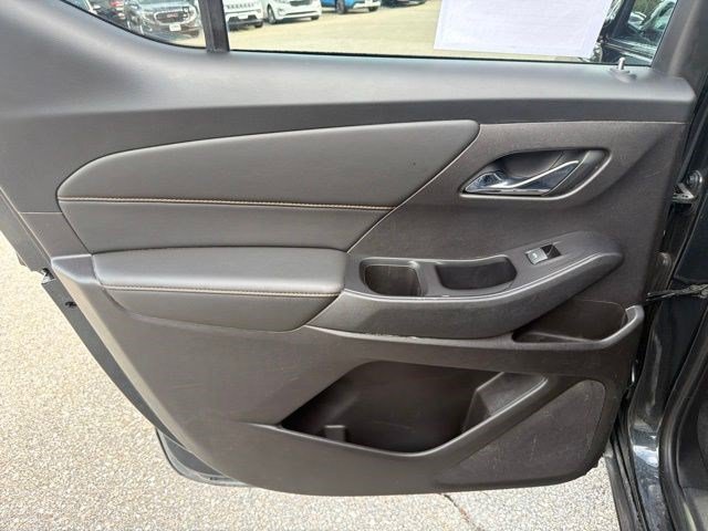 Used 2019 Graphite Metallic Chevrolet LT Leather image 14