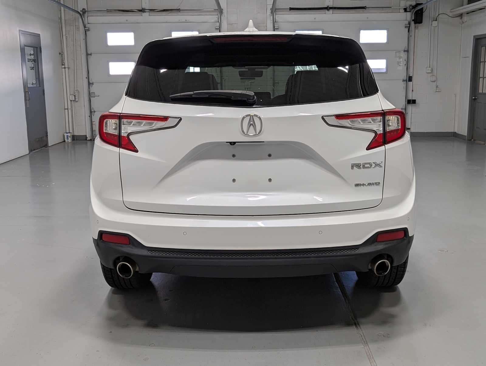 Used 2020 Platinum White Pearl Acura w/Technology Pkg image 9